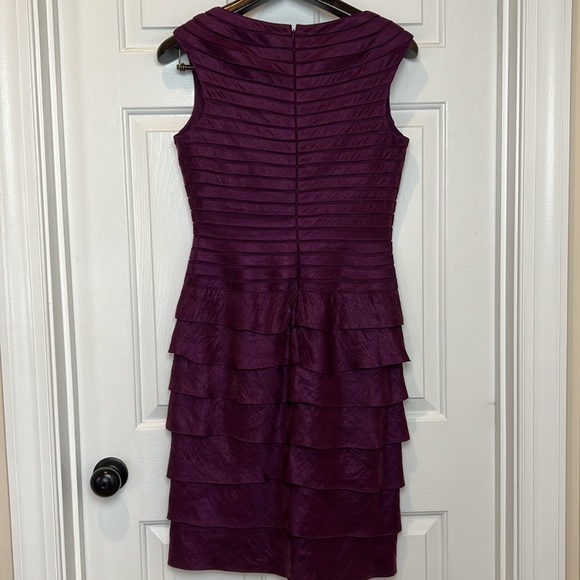 Adrianna Papell Sleeveless Tiered Ruffle Cocktail Dress Size 10 Plum - Picture 8 of 12
